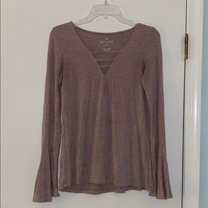 Comfy long sleeve American Eagle Shirt!